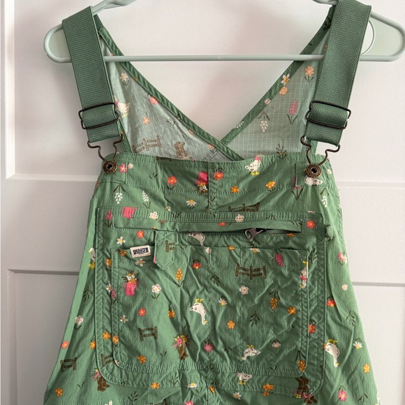 Duluth Trading Co Women's Green Overalls with Floral and Animal Design - Picture 8 of 8